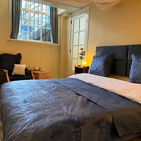 Prinsengracht Museum Bed & Breakfast